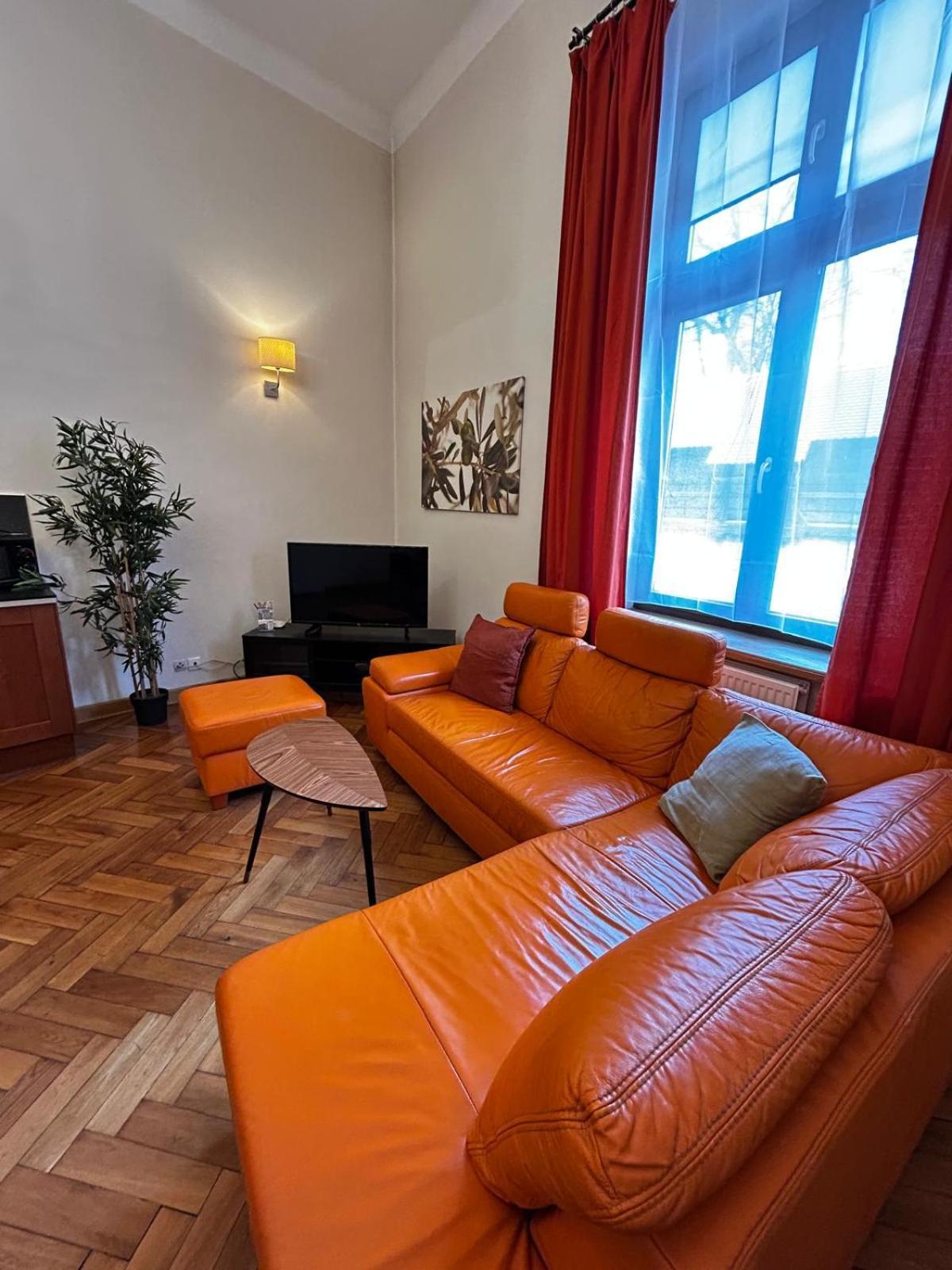 Golden Apartments With Lift - Old Town Krakow Bagian luar foto